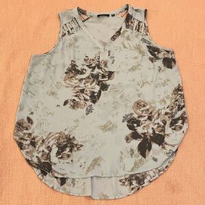 Dex 1X Floral V-Neck Blouse